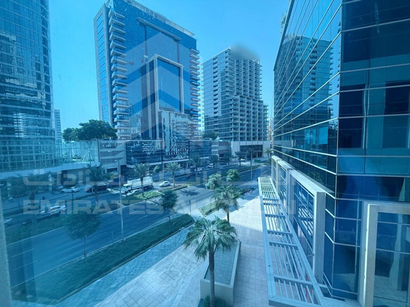 Bay Square - 11 - Office