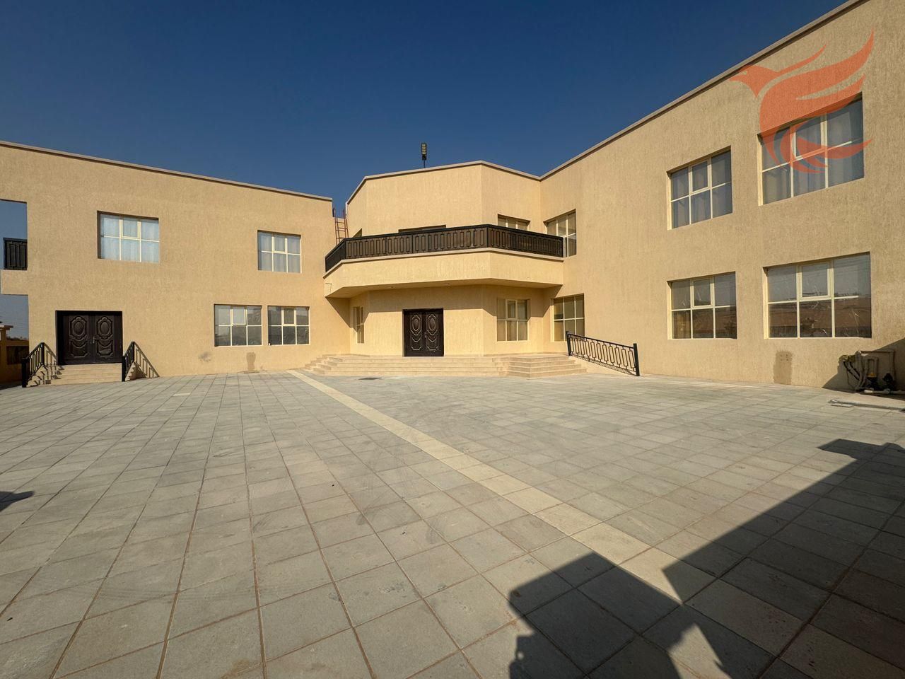 Spacious 10 Bedroom Villa for Rent in Al Dhait South