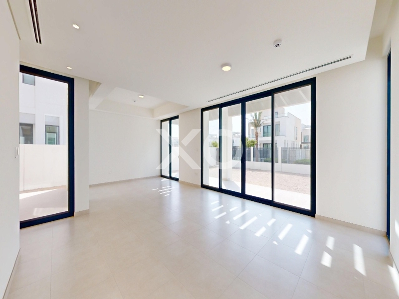 Luxury 5 Bed Caya Villa | Park Facing
