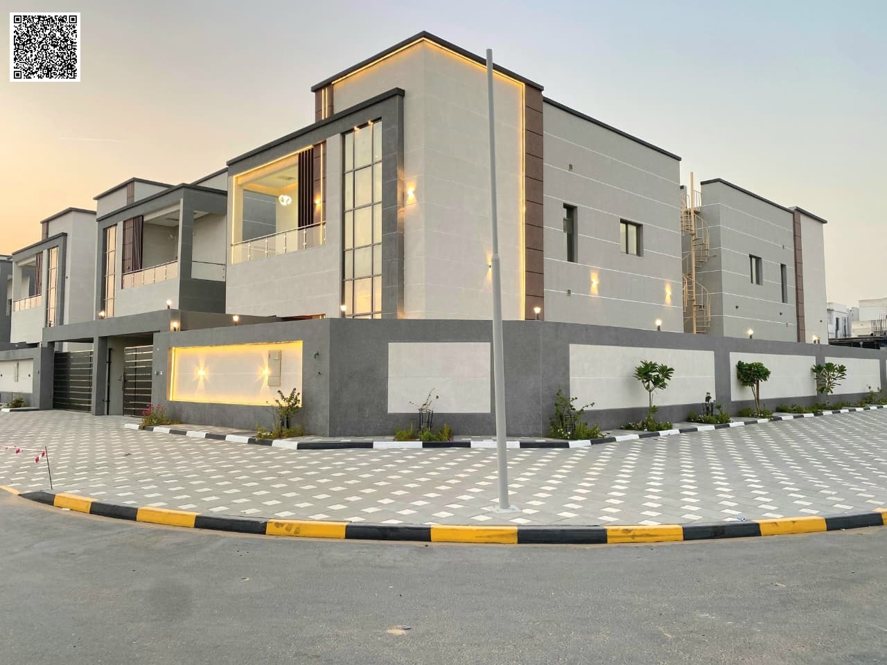 For sale: Ready-to-move-in villa, close to all amenities, with spacious and elegant designs, including air conditioning.