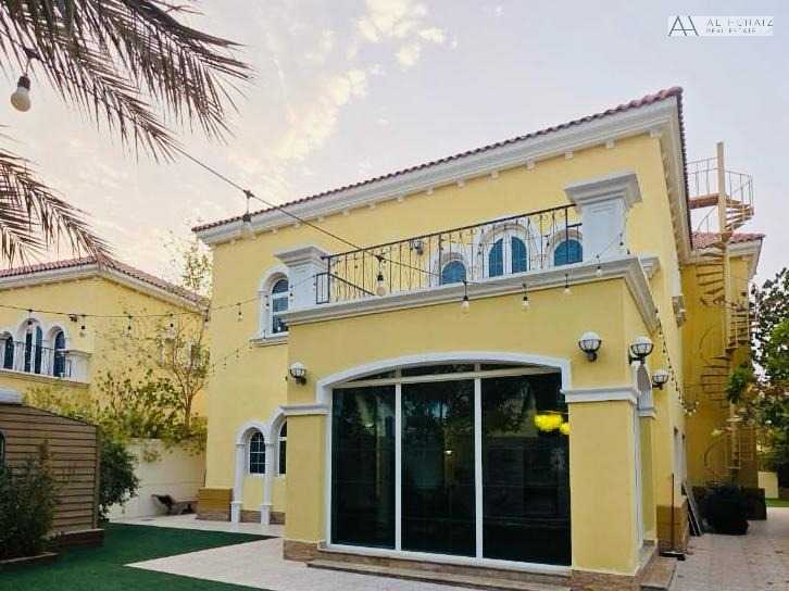 Spacious 3B/R Legacy Villa | Vacant | District 7