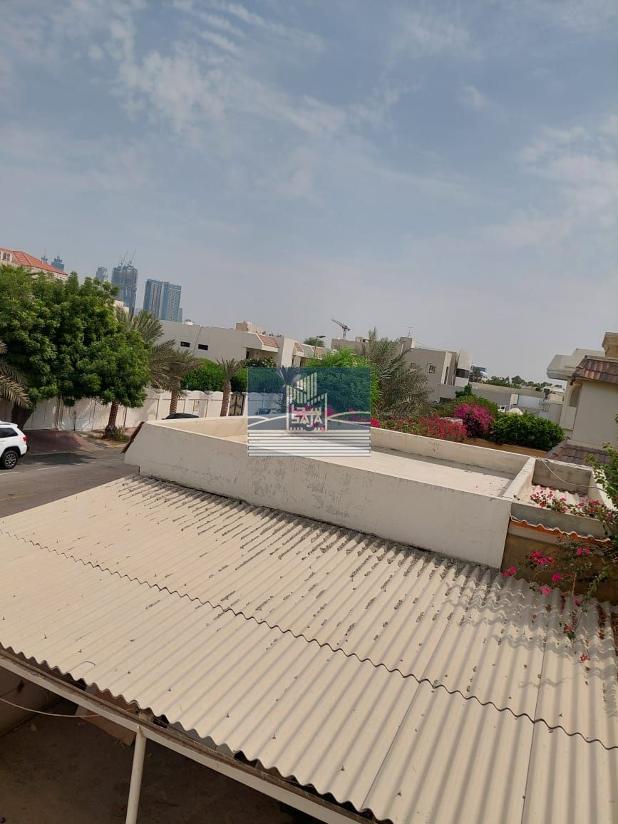 BEST VIEW | LUXURIOUS LIVING/ UNFURNISHED