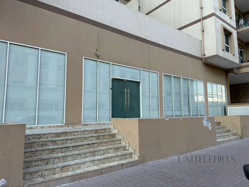 Premium F&B Retail Space | Outdoor Terrace | Ready to Move | 4 Parking Bays