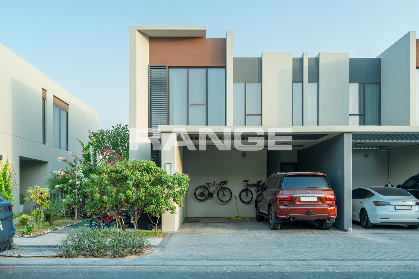 Upgraded Villa | Land scaped | Spacious