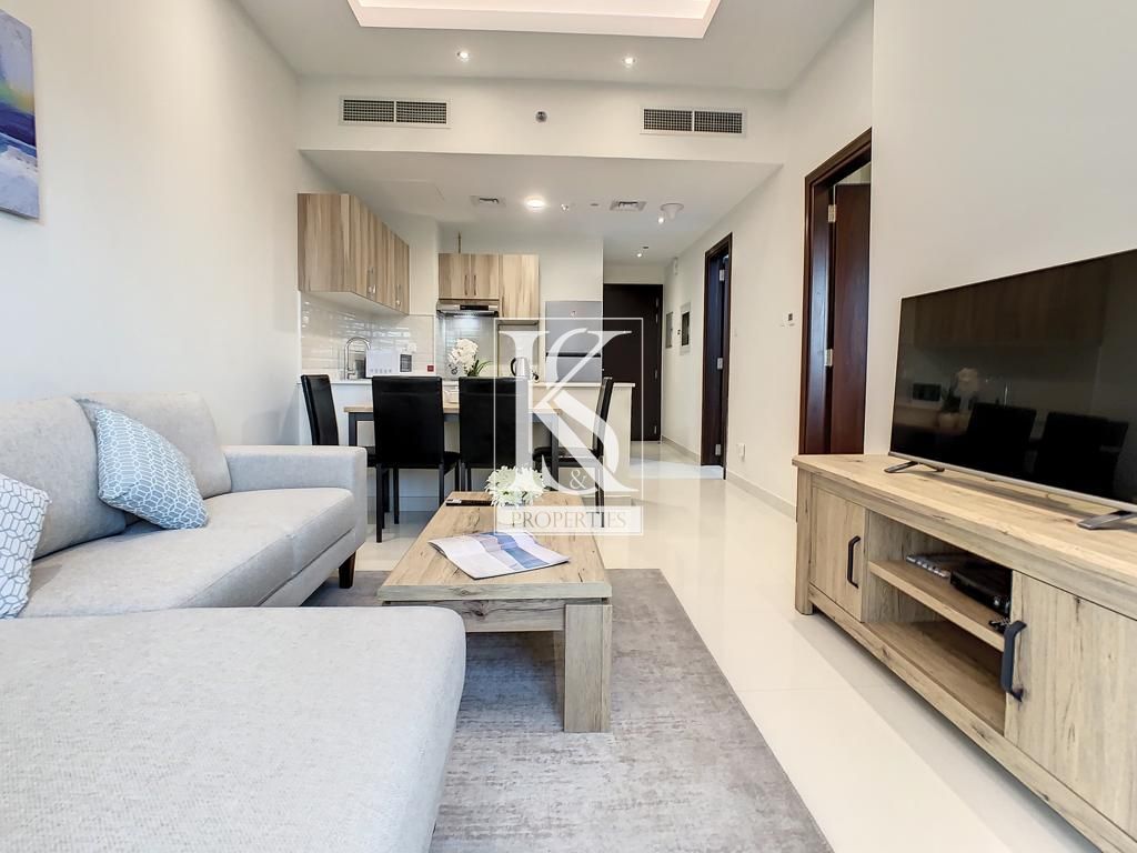FULLY FURNISHED | MODERN | OPEN ROAD VIEW