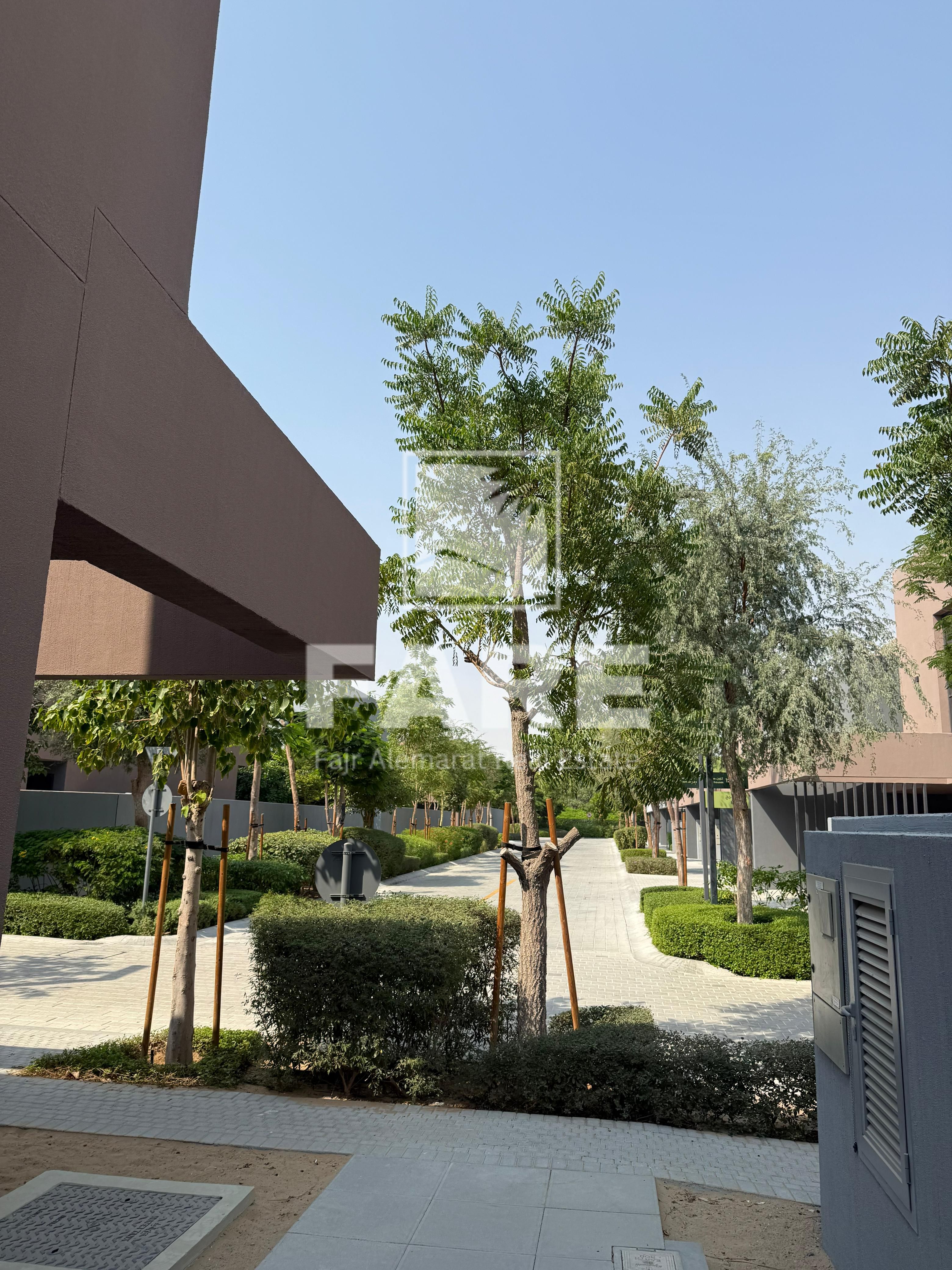 4 bedroom corner | Fully Paid unit | Can Mortages