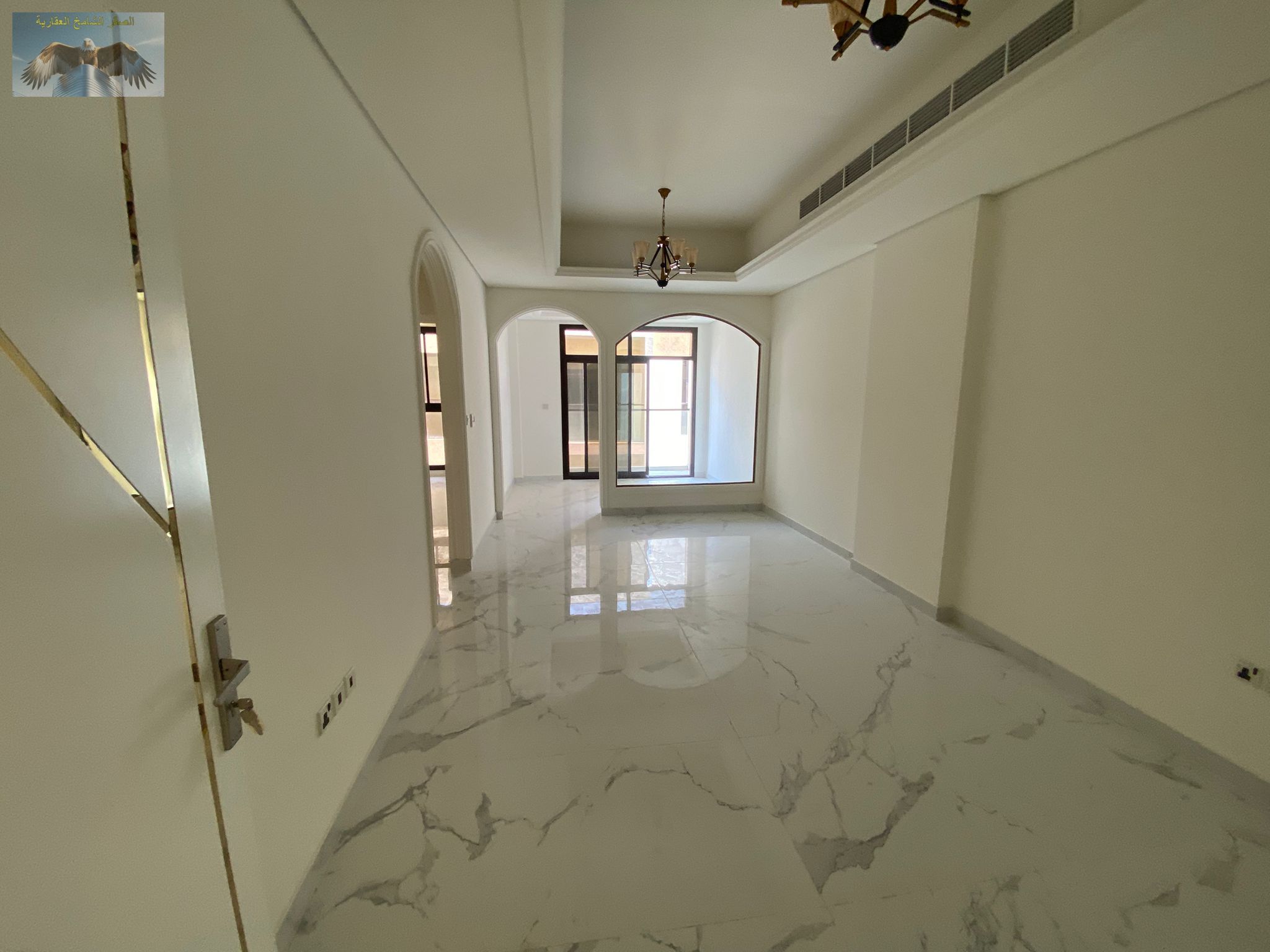 One-bedroom apartment for rent, first occupancy in Al Talleh, behind Saudi German Hospital, balcony, 2 bathrooms, built-in closets, gym and pool