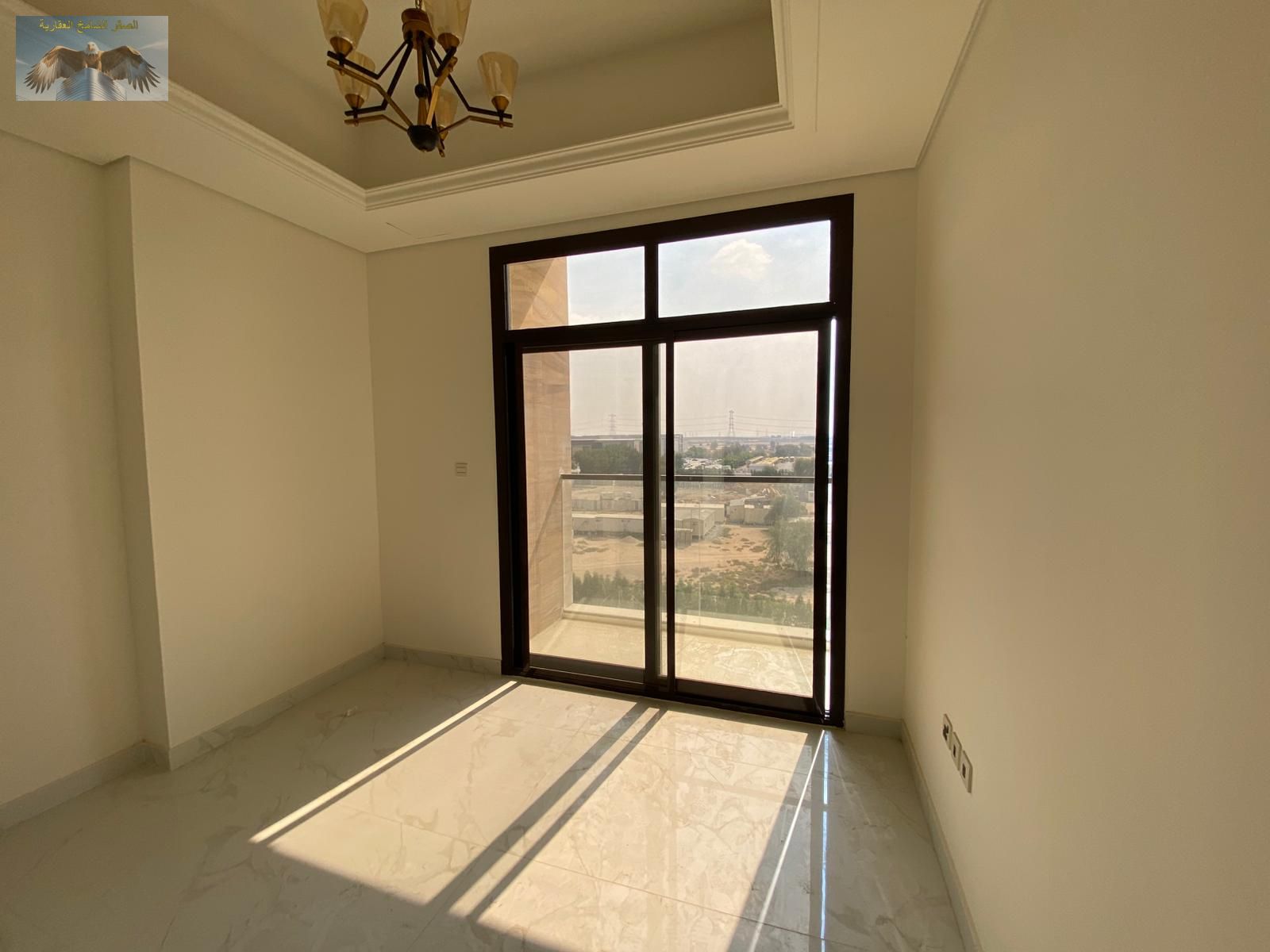 Apartment for Rent in Al Tallah Ajman, 3BHK with Separate Hall, 2 Master Bedrooms, 3 Bathrooms, Balcony, Parking, Gym & Pool, Prime Location, Luxury L