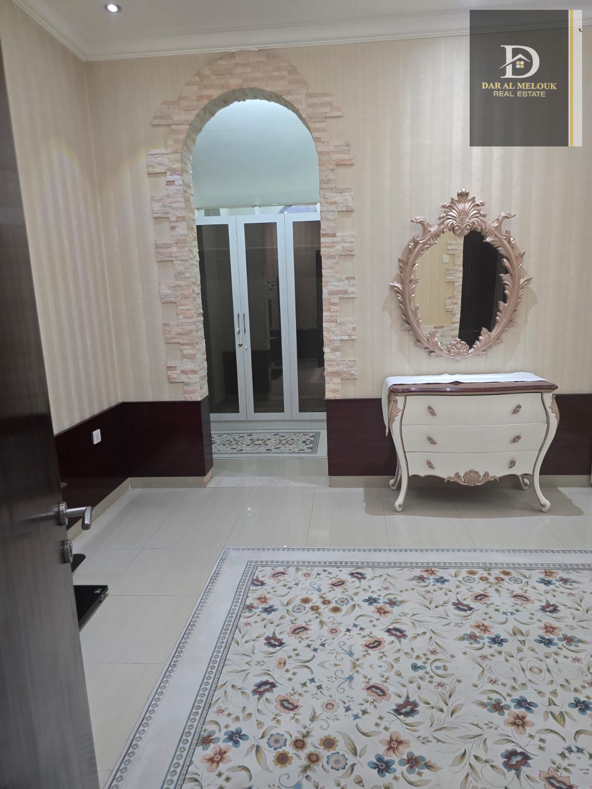A very luxurious villa for sale in Al Ittilaa - Sharjah. .
