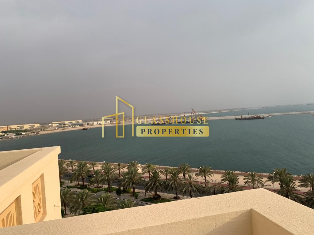 High Floor 2BR Apt-Big Terrace-Sea View