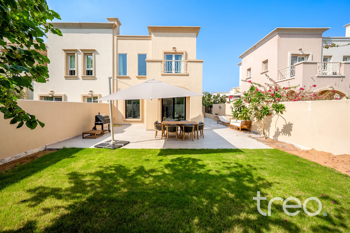 EXCLUSIVE | Upgraded 4E | Close to Lake