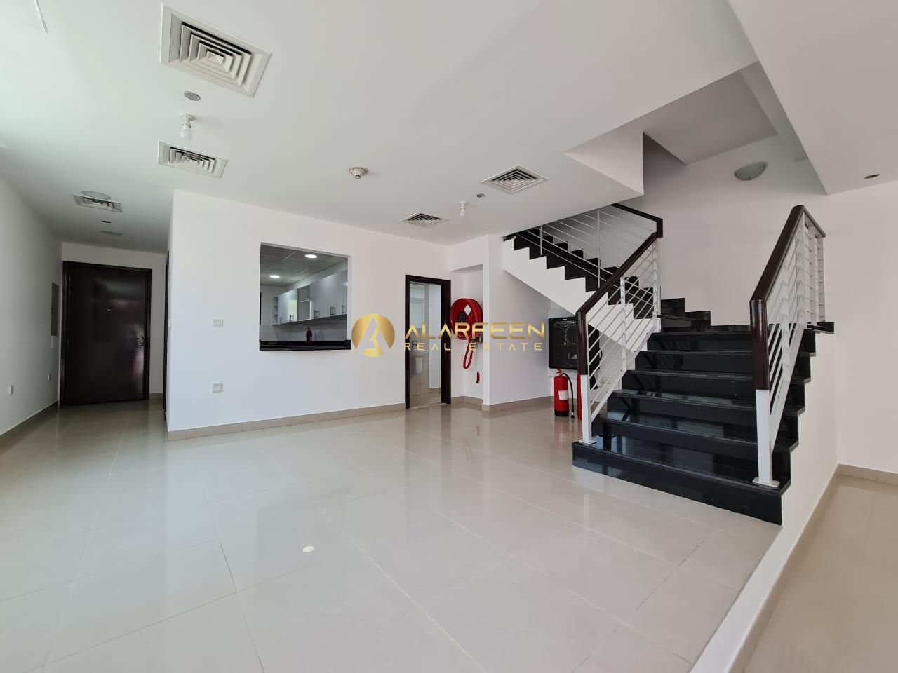 LAVISH 4 BHK VILLA | Maid Room| WELL ESTABLISHED