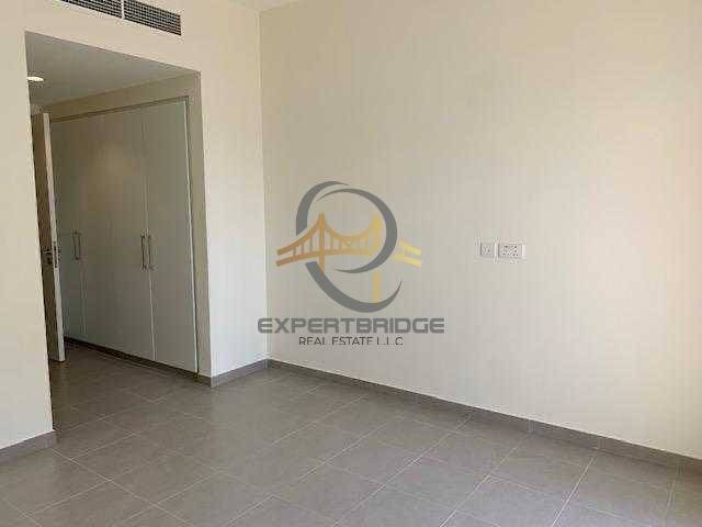 Ground Floor/Apartment for rent in Urbana III, EMAAR South