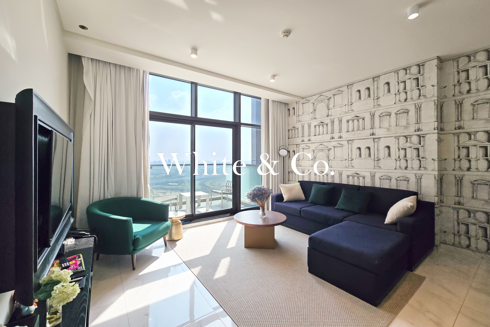 Spacious 1 Bedroom | Ideal Location | VOT
