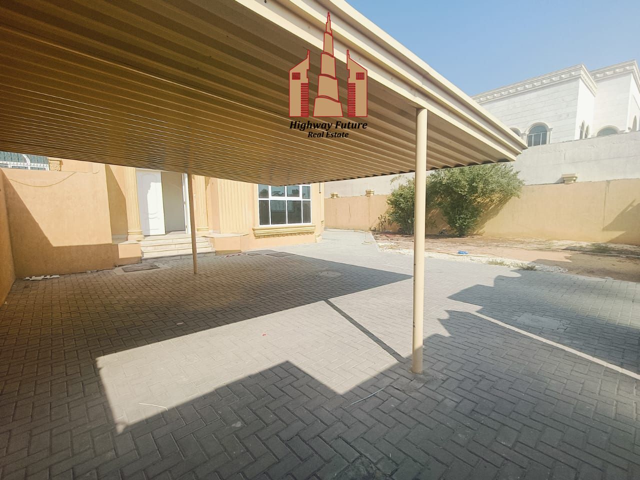 Neat and clean 4 bedroom villa parking big hall maid room with ac hot property just 110k