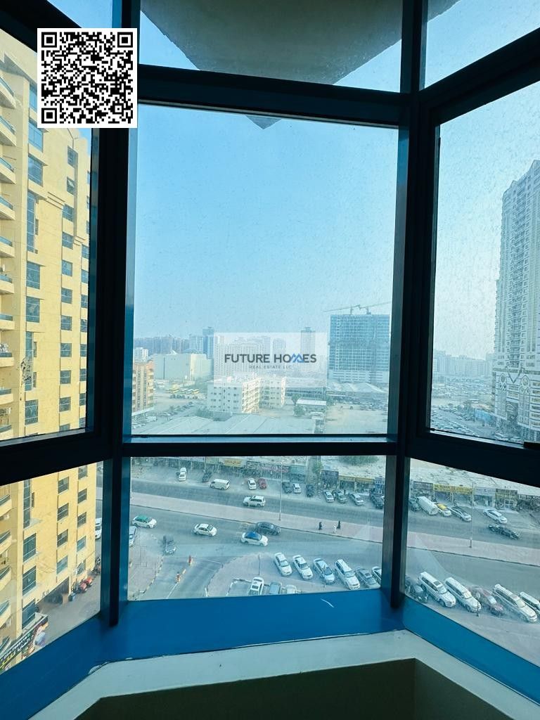 Spacious 1 Bedroom Hall Available For Sale