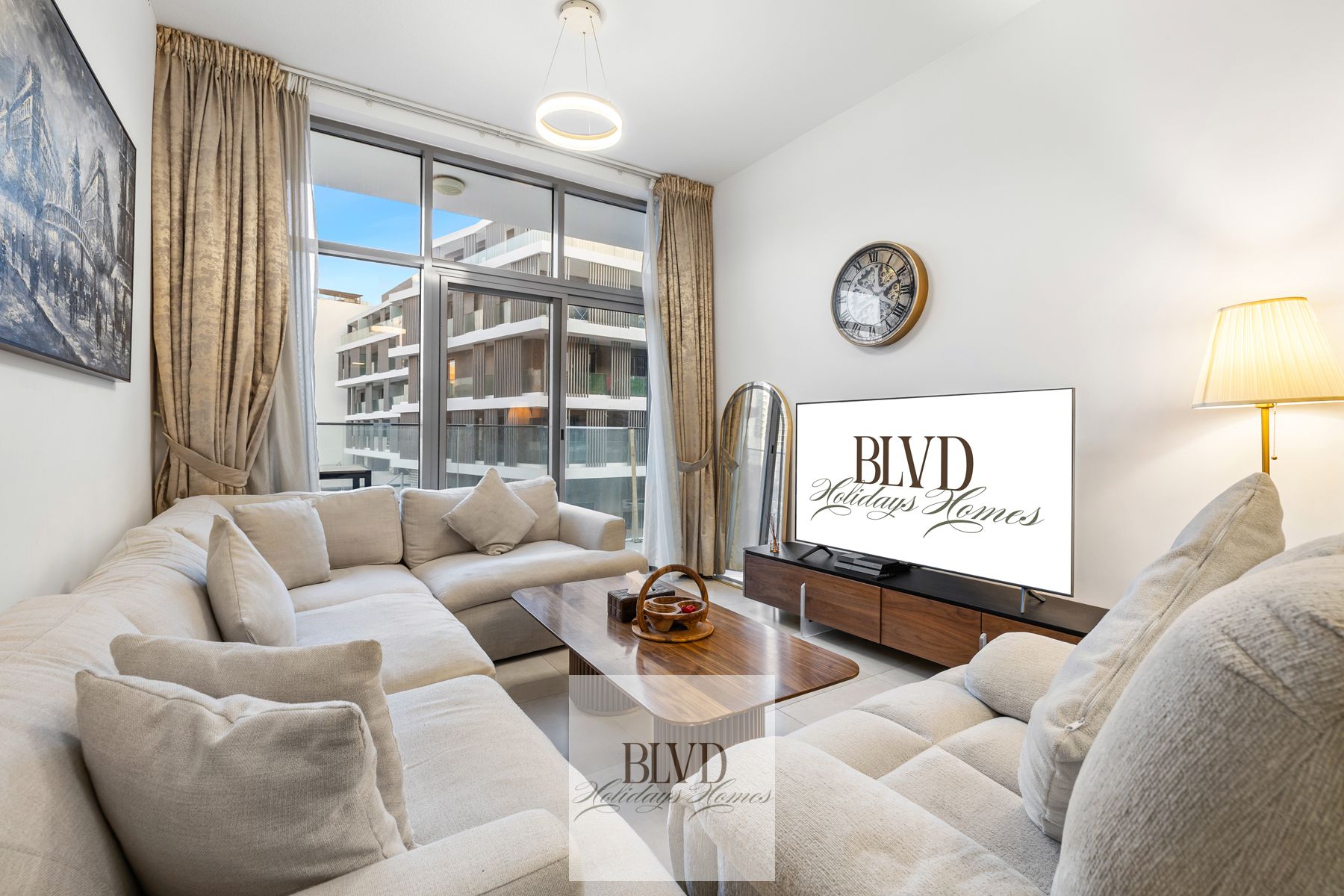 Move-In Ready | Chic & Modern 1-Bedroom in Central Neighborhood