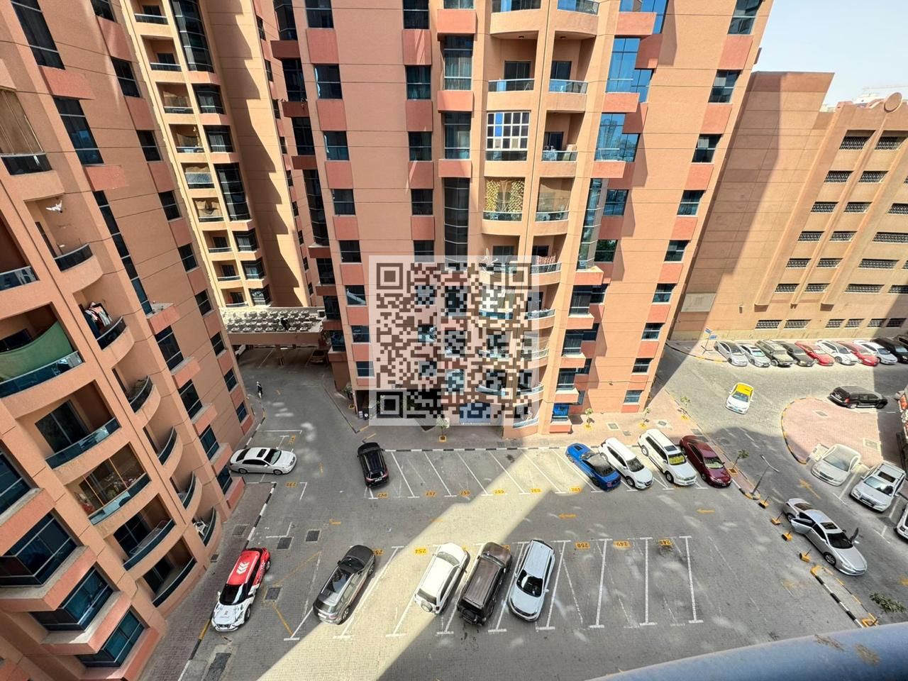 Spacious & Renovated 3 BHK with Maid Room