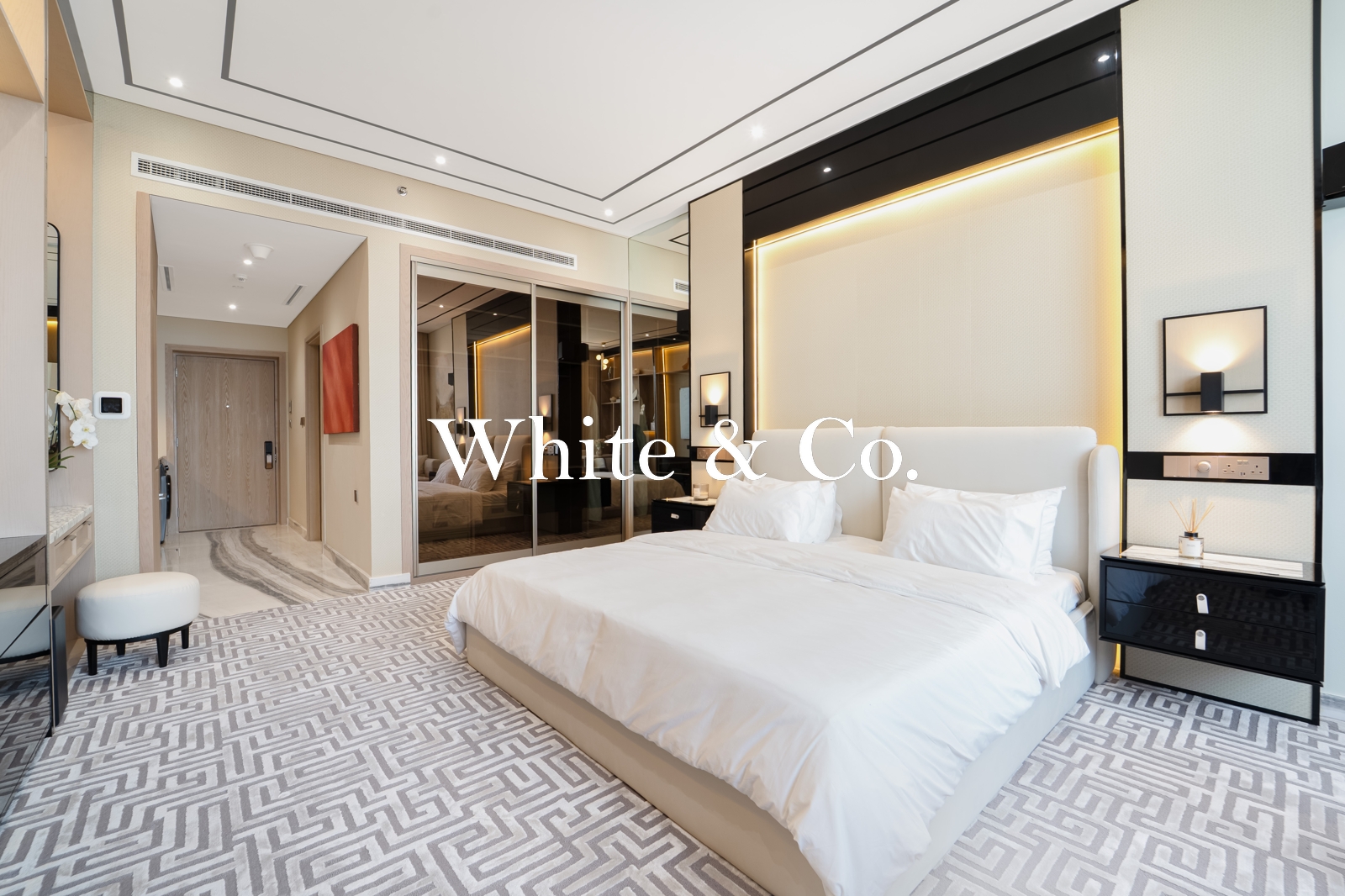 Upgraded Unit | Vacant Now | Sea Views