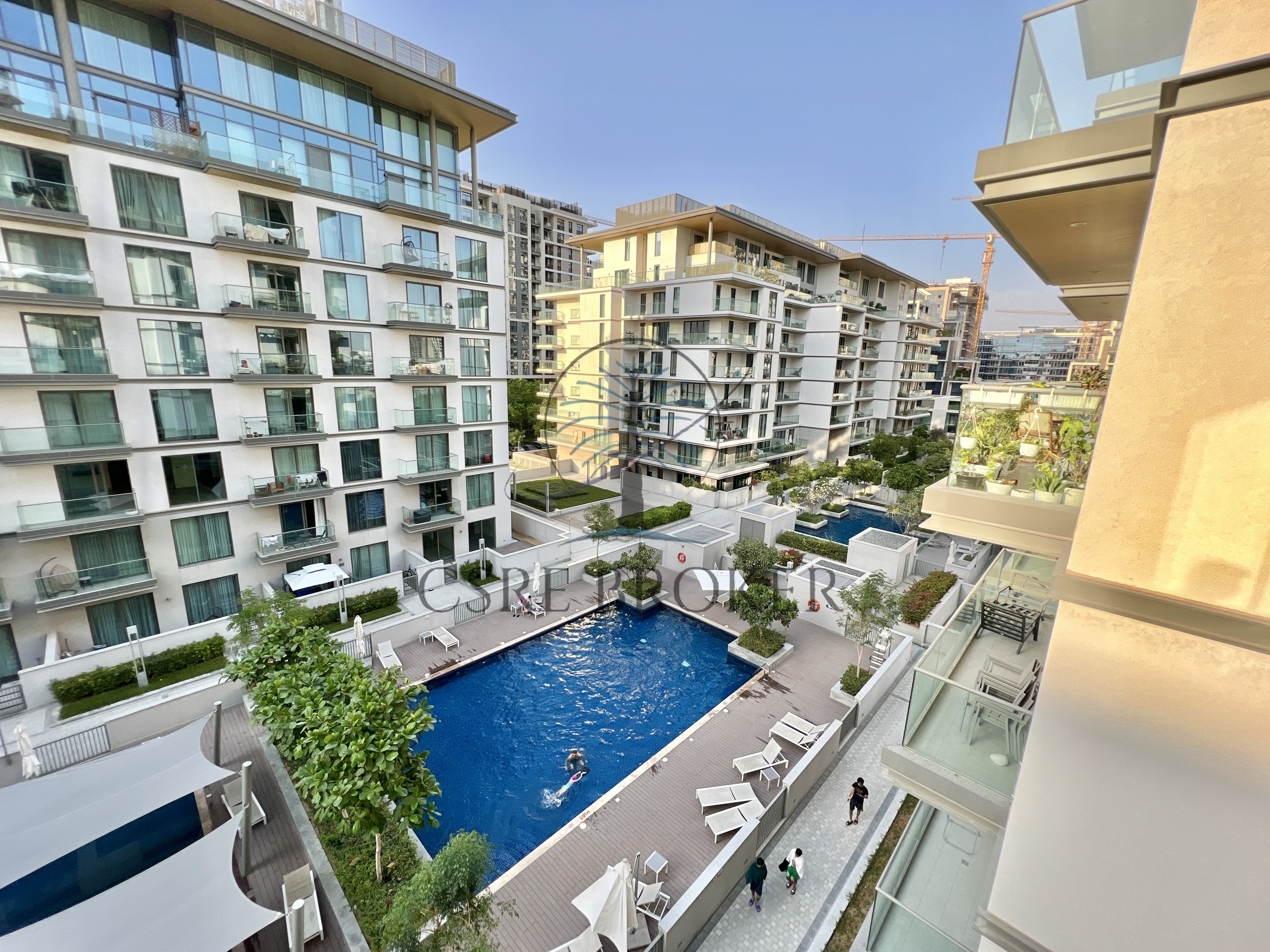 Amazing Pool views Large 1 Bedroom