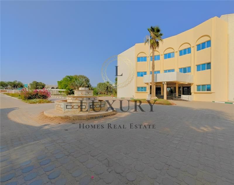 PREMIUM LOCATION| HUGE BUILDING | BEST OPPORTUNITY