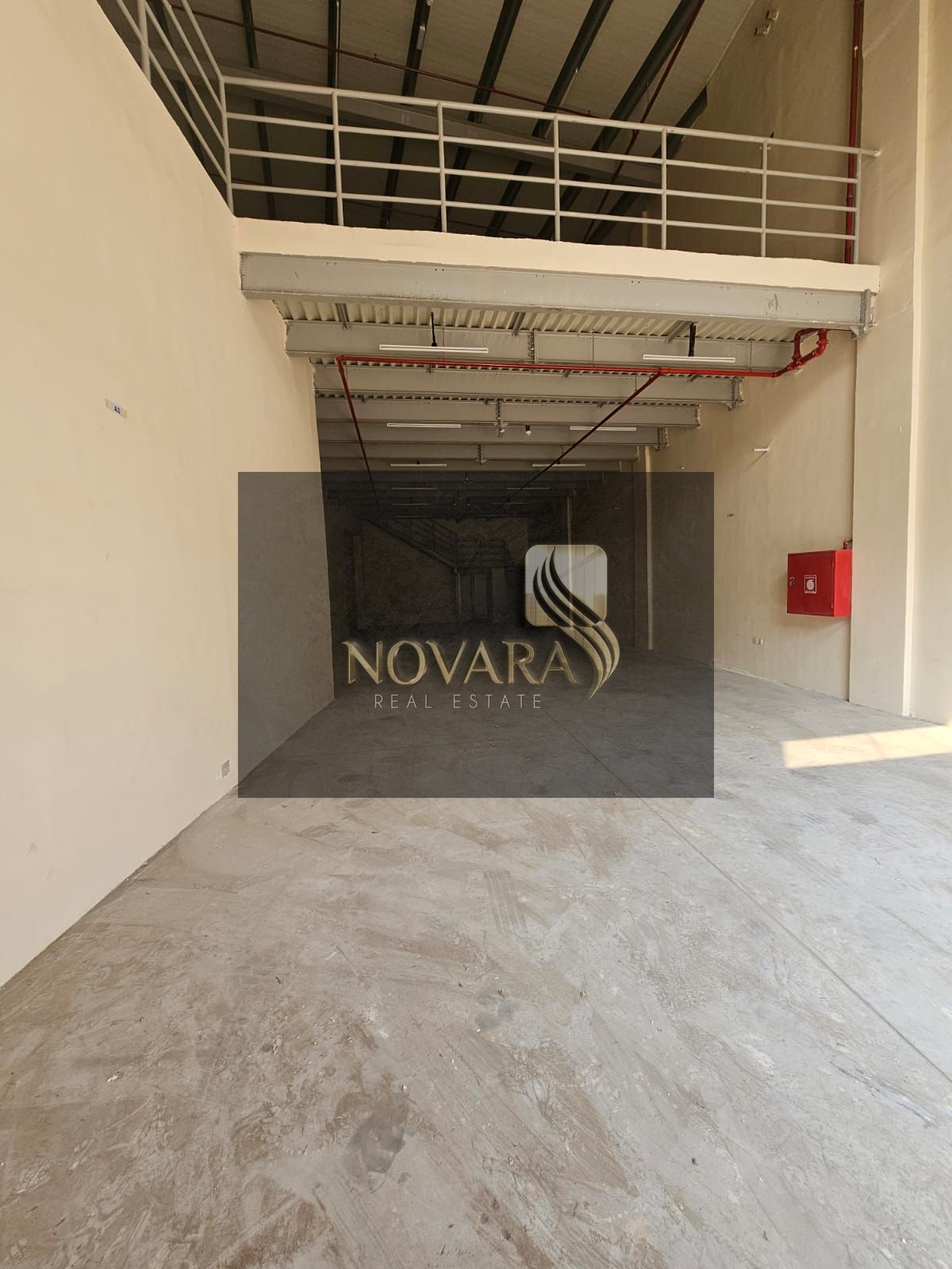 Warehouse for rent in Ajman, Al Jurf Industrial Area 1, behind the Chinese Market – 3900 sq ft, strategic location