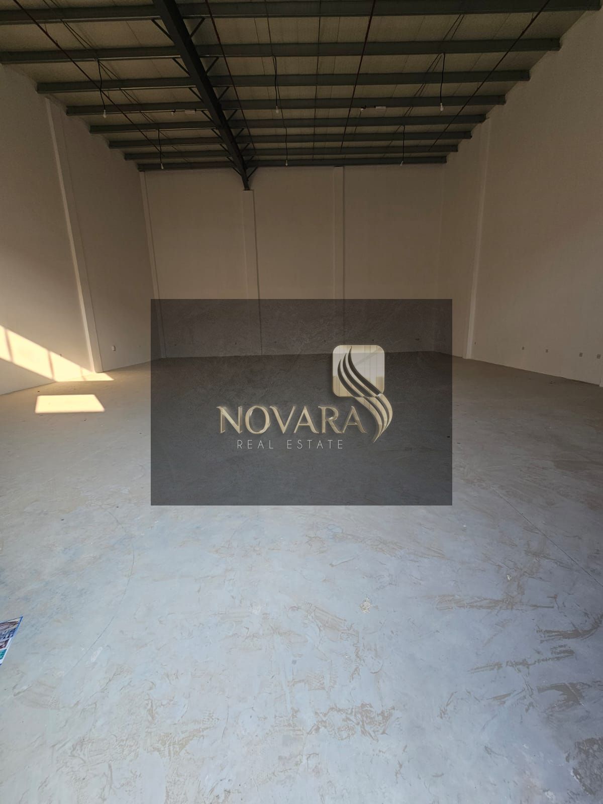 Warehouse for annual rent in Ajman – Al Jurf Industrial Area 3, with a prime location, 2680 sq ft, and 30 kW electrical power.