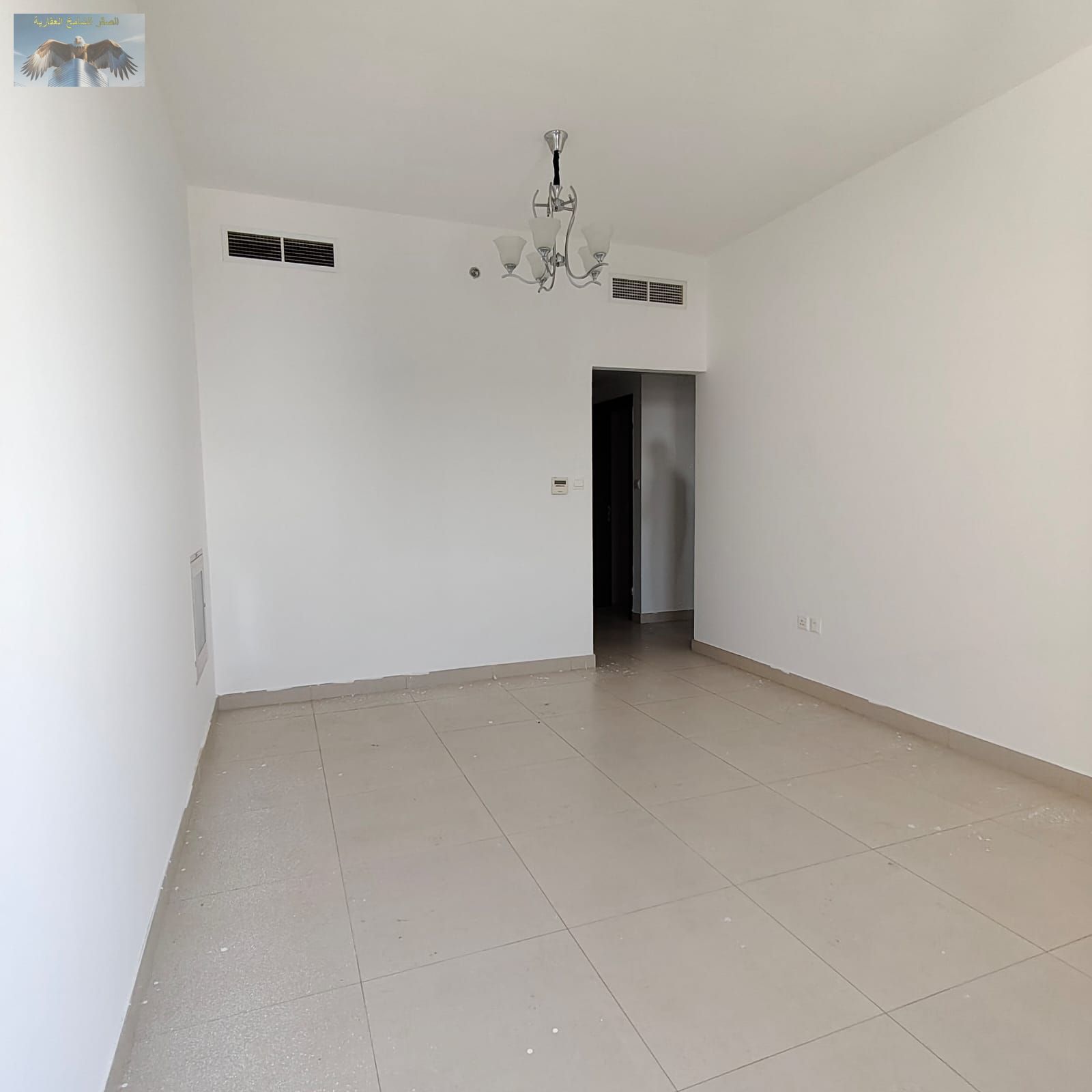 One-bedroom apartment with a living room for rent – Al Ittihad Street, Ajman