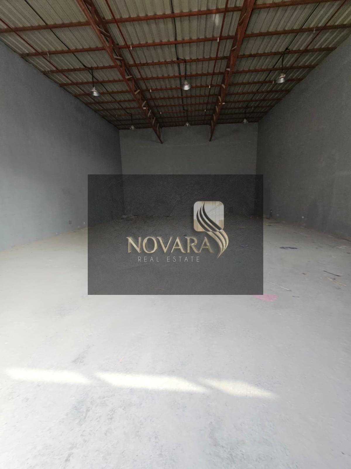 Warehouse for annual rent in Umm Al Thu'ub – 2,500 sq ft per warehouse, equipped with 25 kW electricity, ready for immediate occupancy