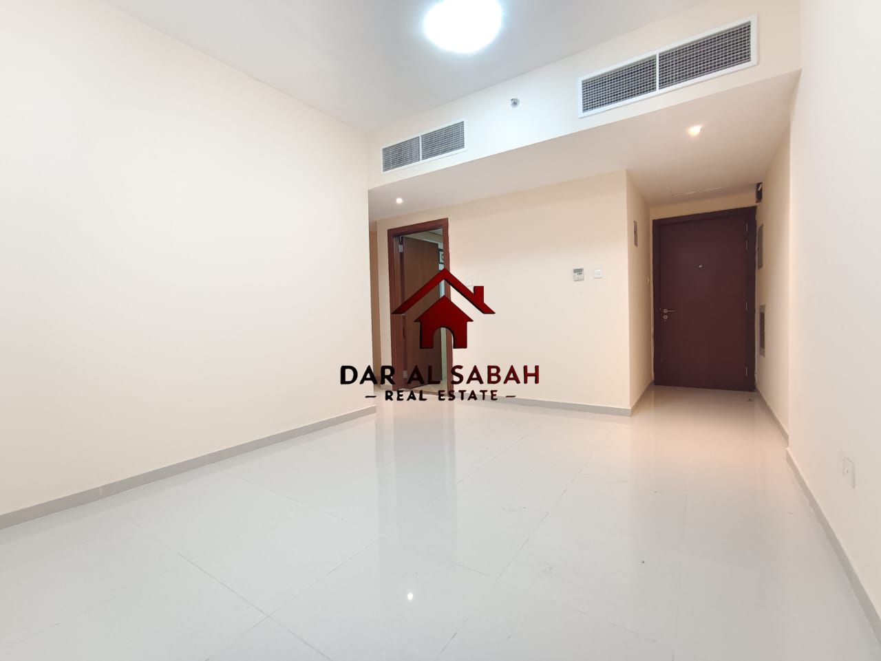GORGEOUS 1BHK WITH 30DAYS FREE•6 CHEQUES PAYMENT•NEAT AND CLEAN TOWER•NEAR EXACTLY DXB SHJ BORDER IN 36K
