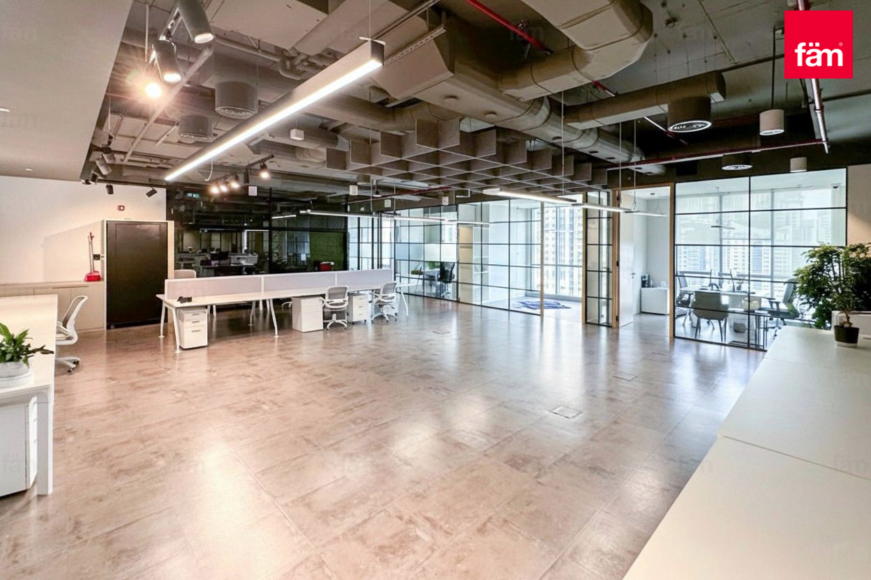 NEAR METRO | VACANT | HIGH FLOOR | GRADE A