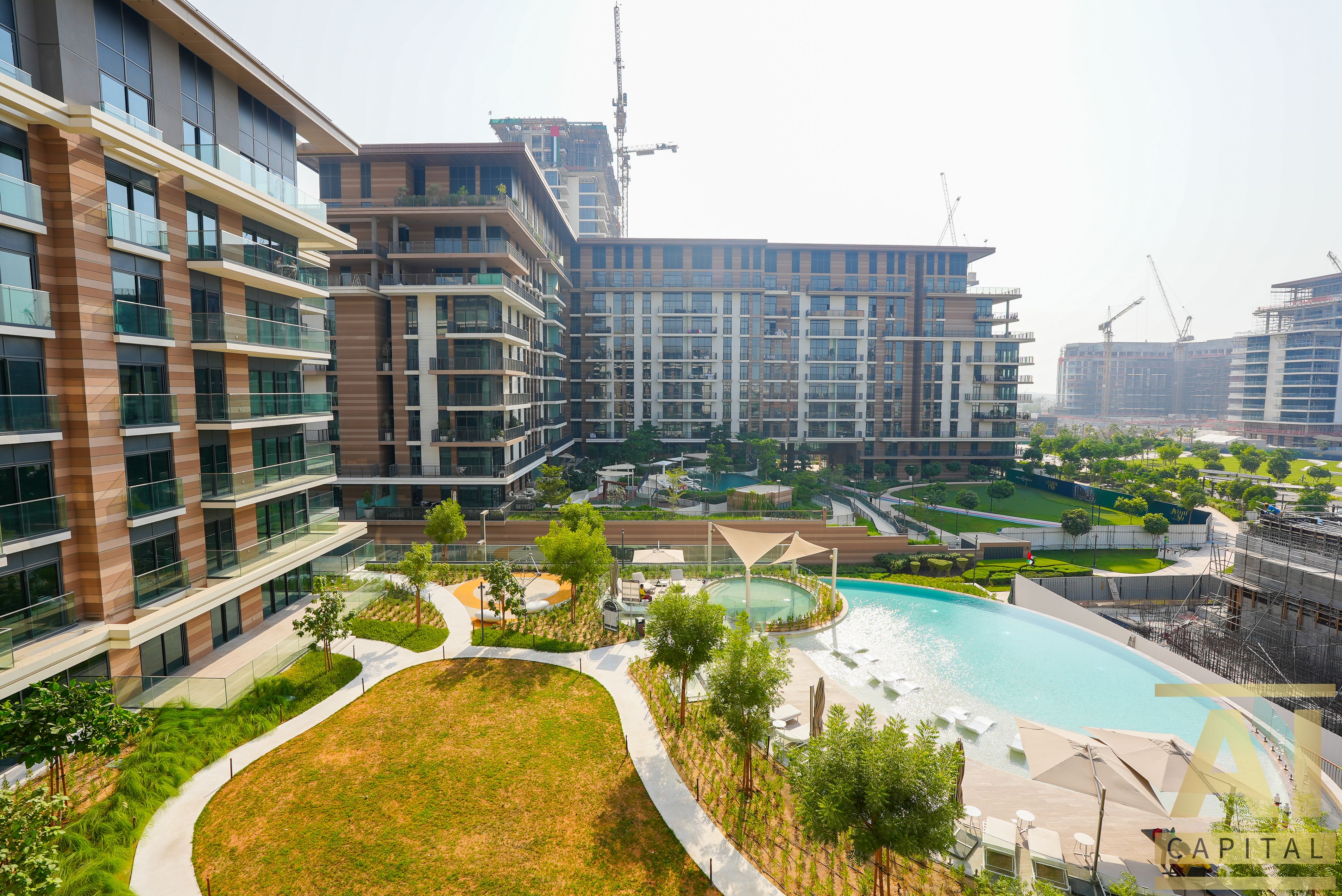 SPACIOUS LAYOUT | PRIME LOCATION | PARK VIEW
