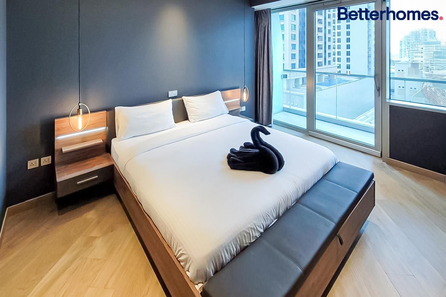 Luxury 1 Bed | Prime Loc | Option for Bills Inc
