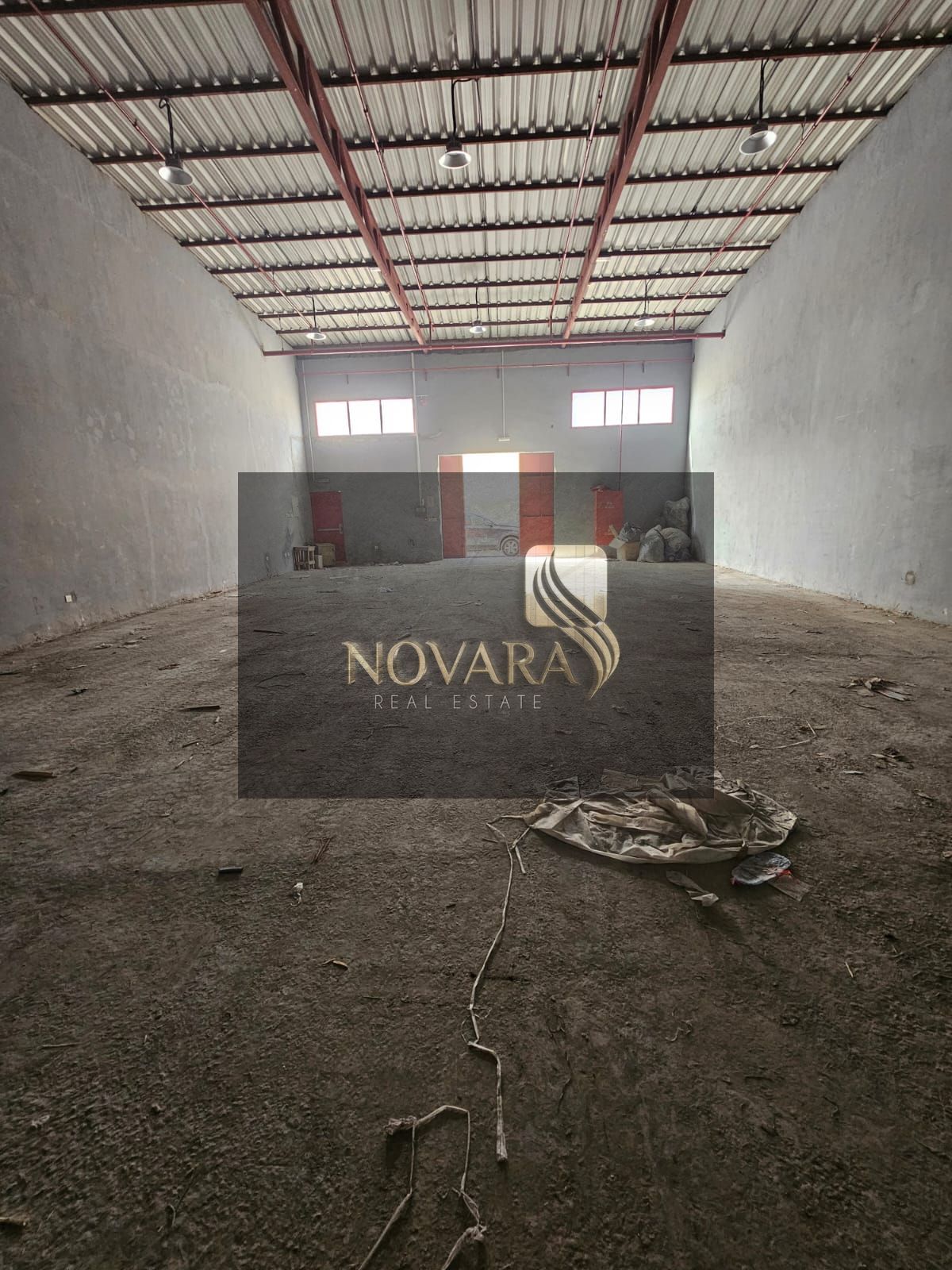 Warehouse, 2500 sq ft, 25 kW electricity, Umm Al Quwain / Umm Al Thu'ub, ready for handover.