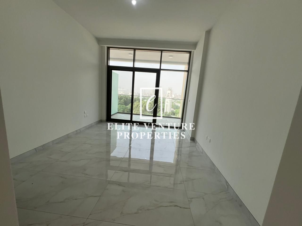 MODERN | PRIME LOCATION | SPACIOUS