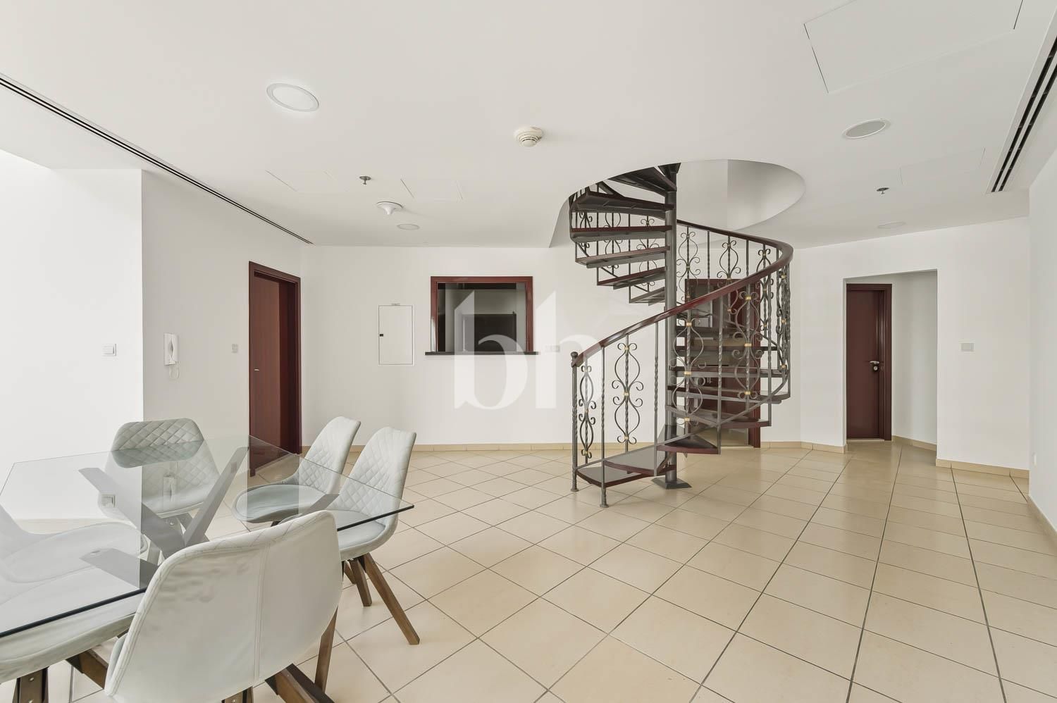 Duplex | Unfurnished | Sea Views