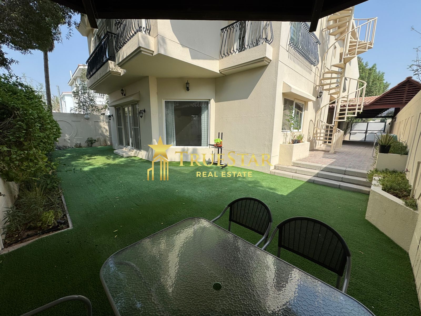 STUNNING 4BR STUDY MAIDS PRIVATE GARDEN INDEPENDENT VILLA AL MANARA