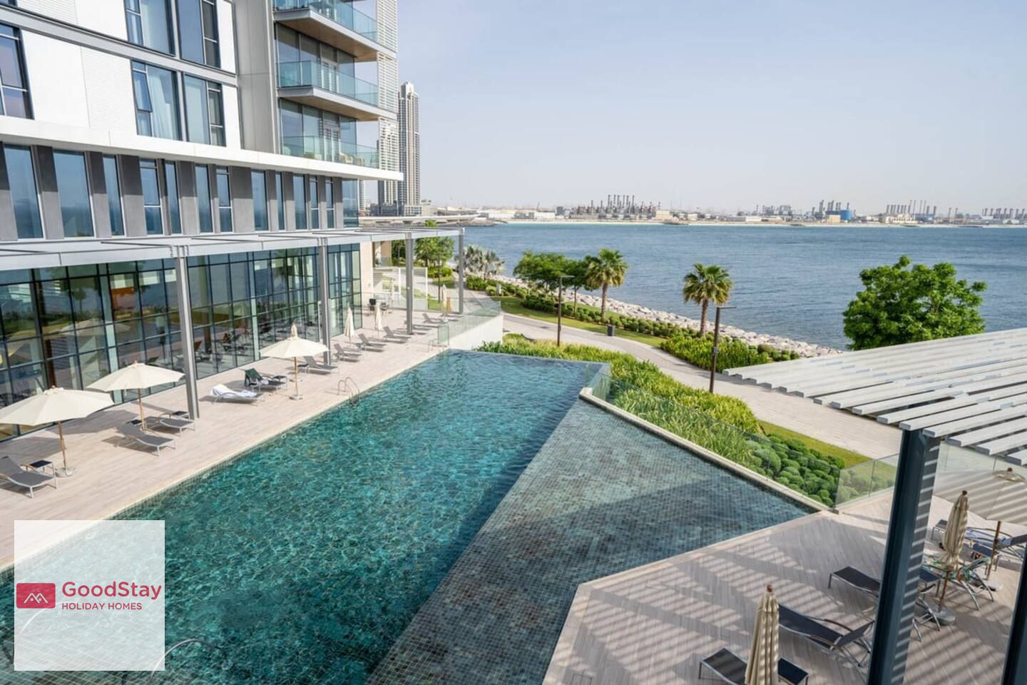 Modern Bluewaters 2BDR Apartment with Pool Access