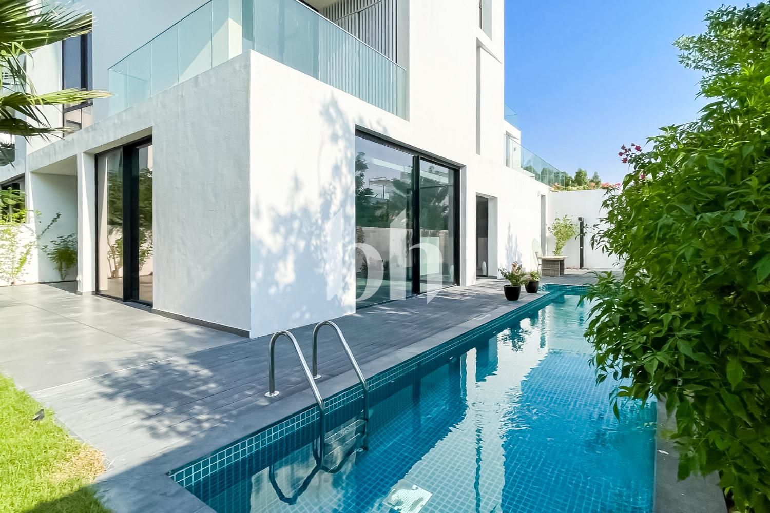 Lagoon View | Great Location | Exclusive