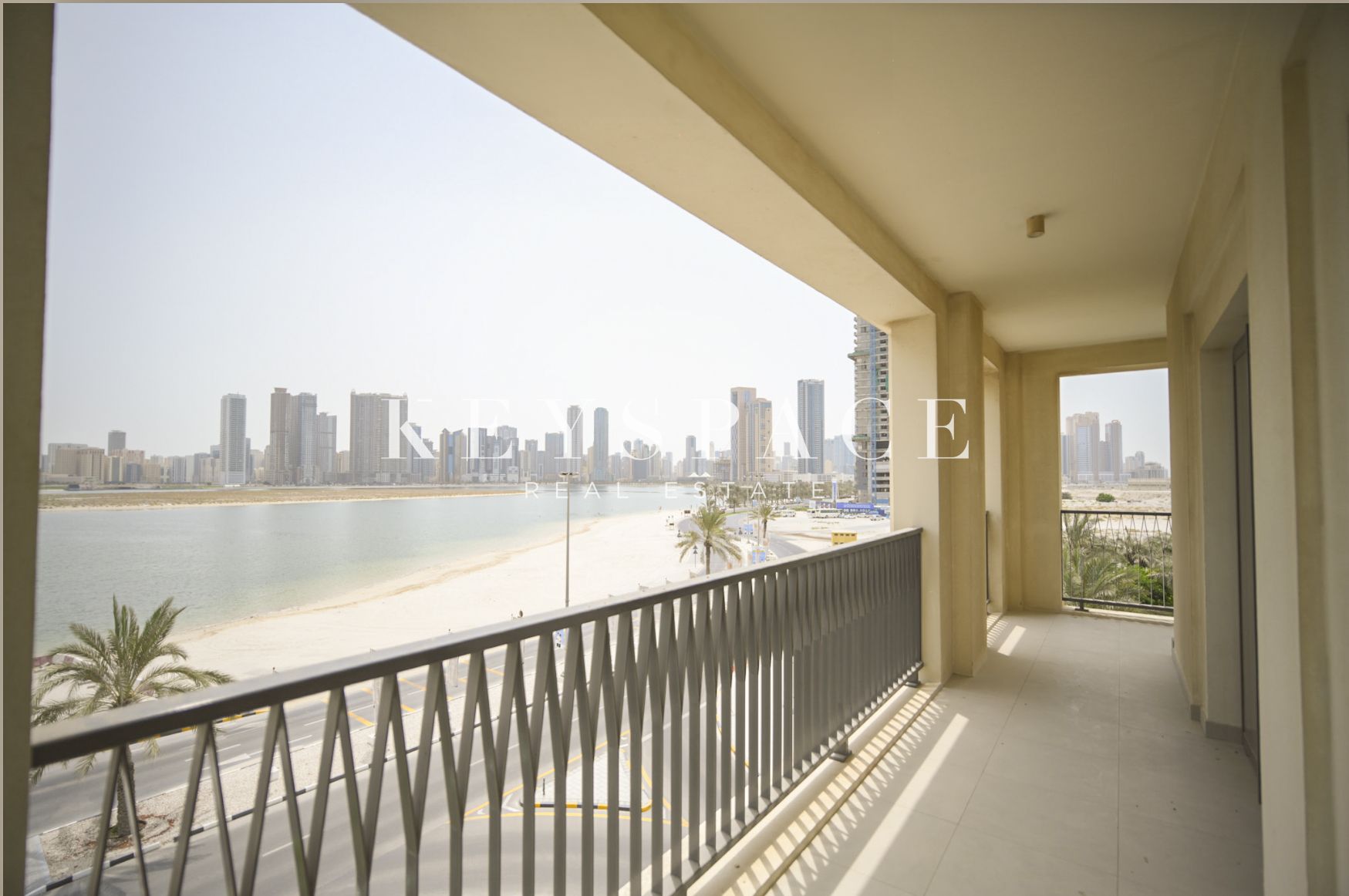 Waterfront Elegance | Vacant | Beach Access | 10 Minutes to Dubai | Resale