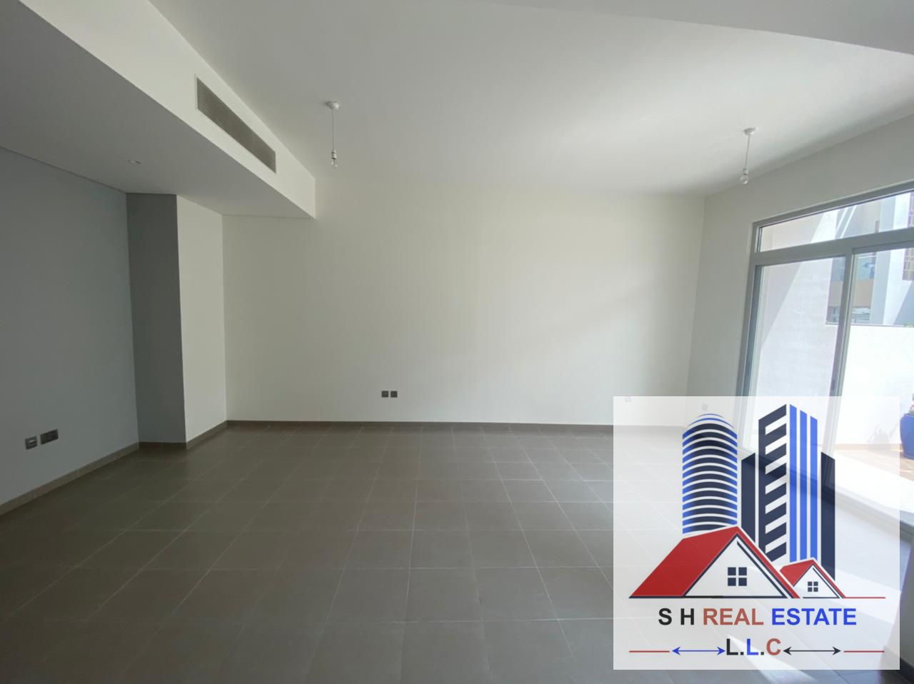 Specious 3BR Separate Villa with Maidroom just 215k
