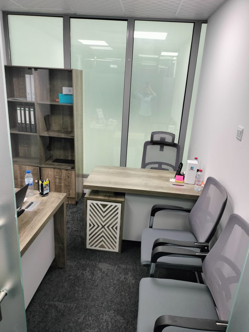 Fully Furnished Office for Rent in Abu Hail | Chiller & Dewa Free | Meeting Room | Beside Airport Road