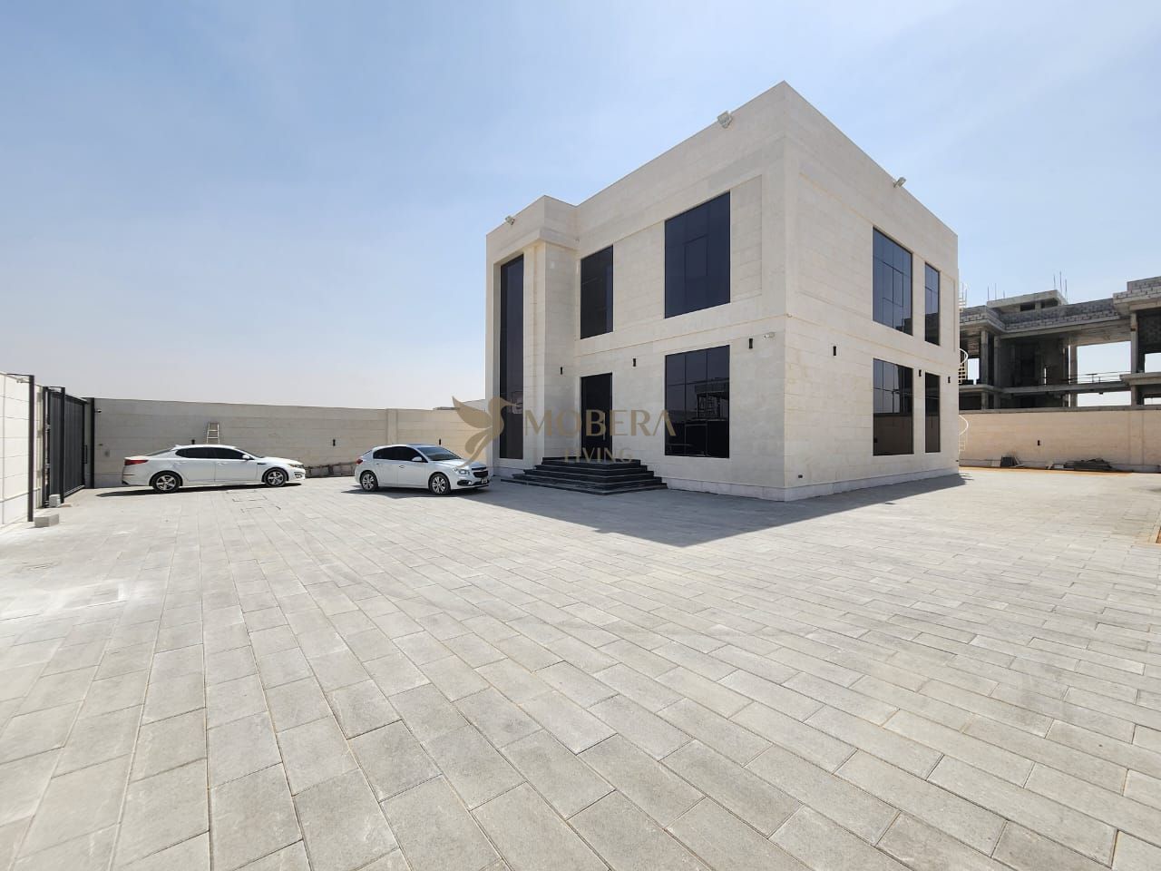 Spacious 5BR Family Villa | Well Maintained