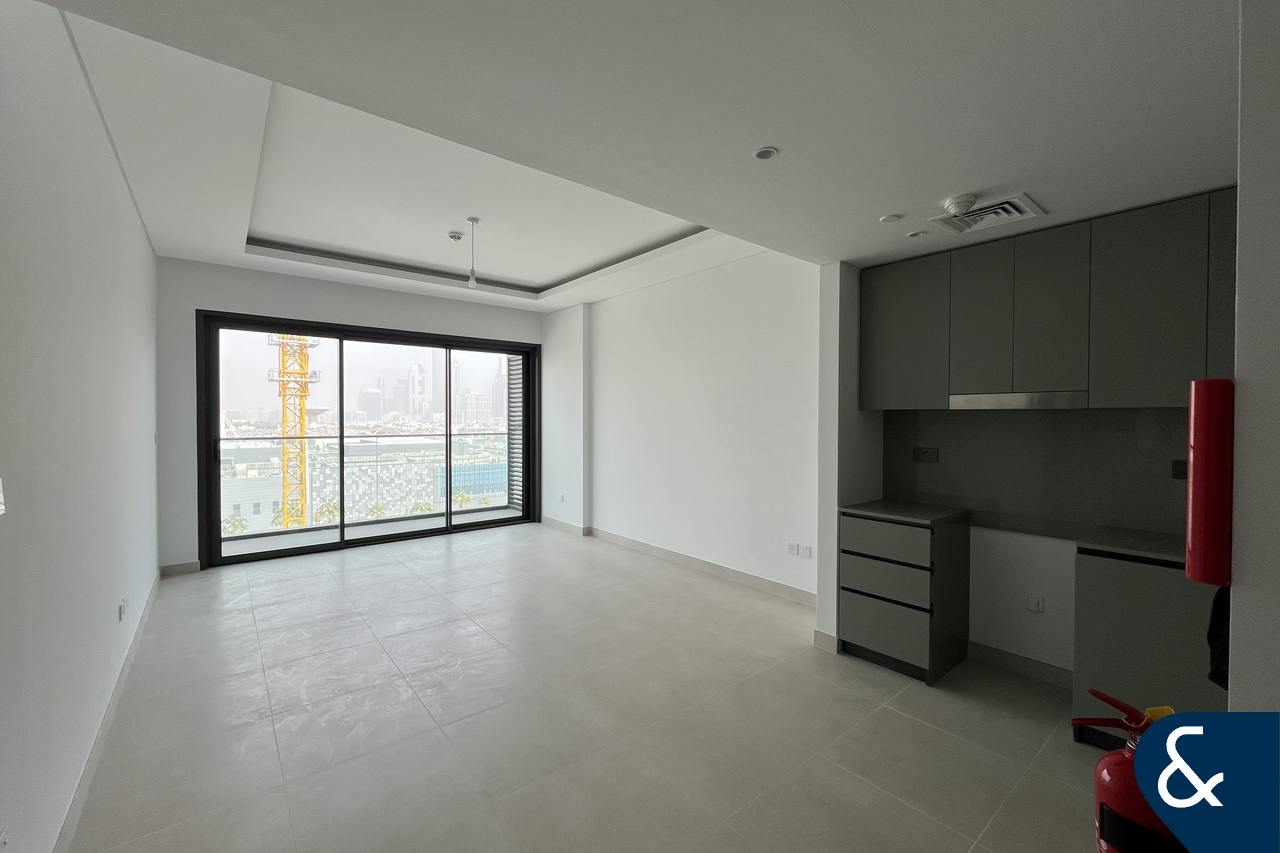 Brand New | Newly Handed Over | Unfurnished