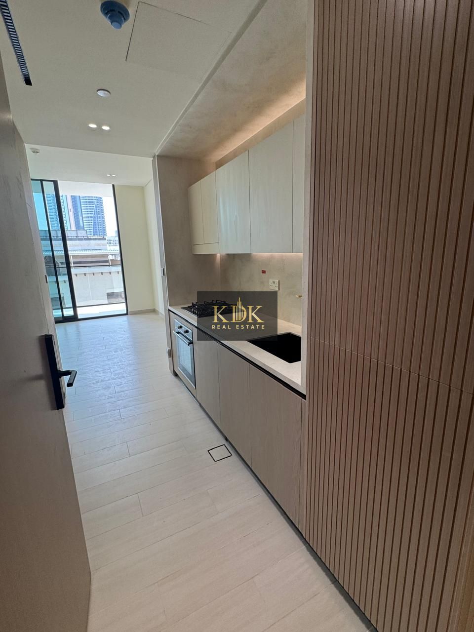 Road View | Fitted Kitchen | Brand New