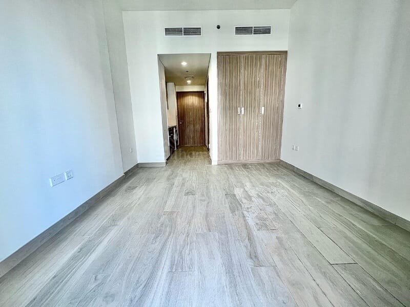 Chiller Free II Premium Studio For Rent in 4 cheq