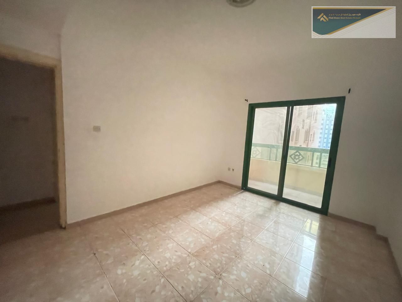 NO DEPOSIT !! CHILLER FREE AC UNIT CHEAPEST RENT 2BHK APARTMENT WITH BALCONY AND CENTRALIZED GAS JUST 38K AL QASIMIA
