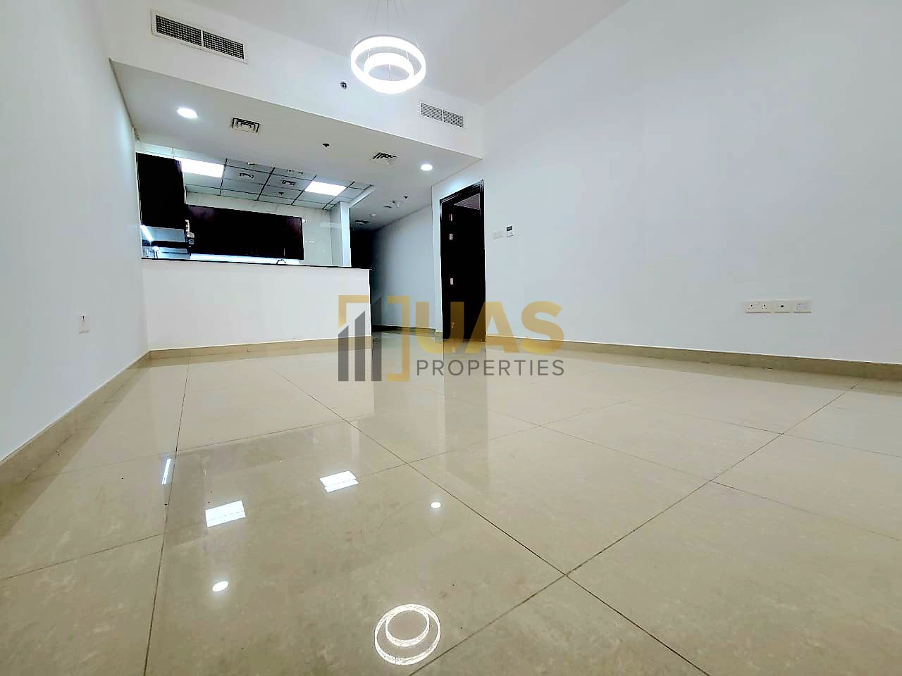 SUPER LUXURIOUS 1BHK AMERICAN KITCHEN HUGE SIZE