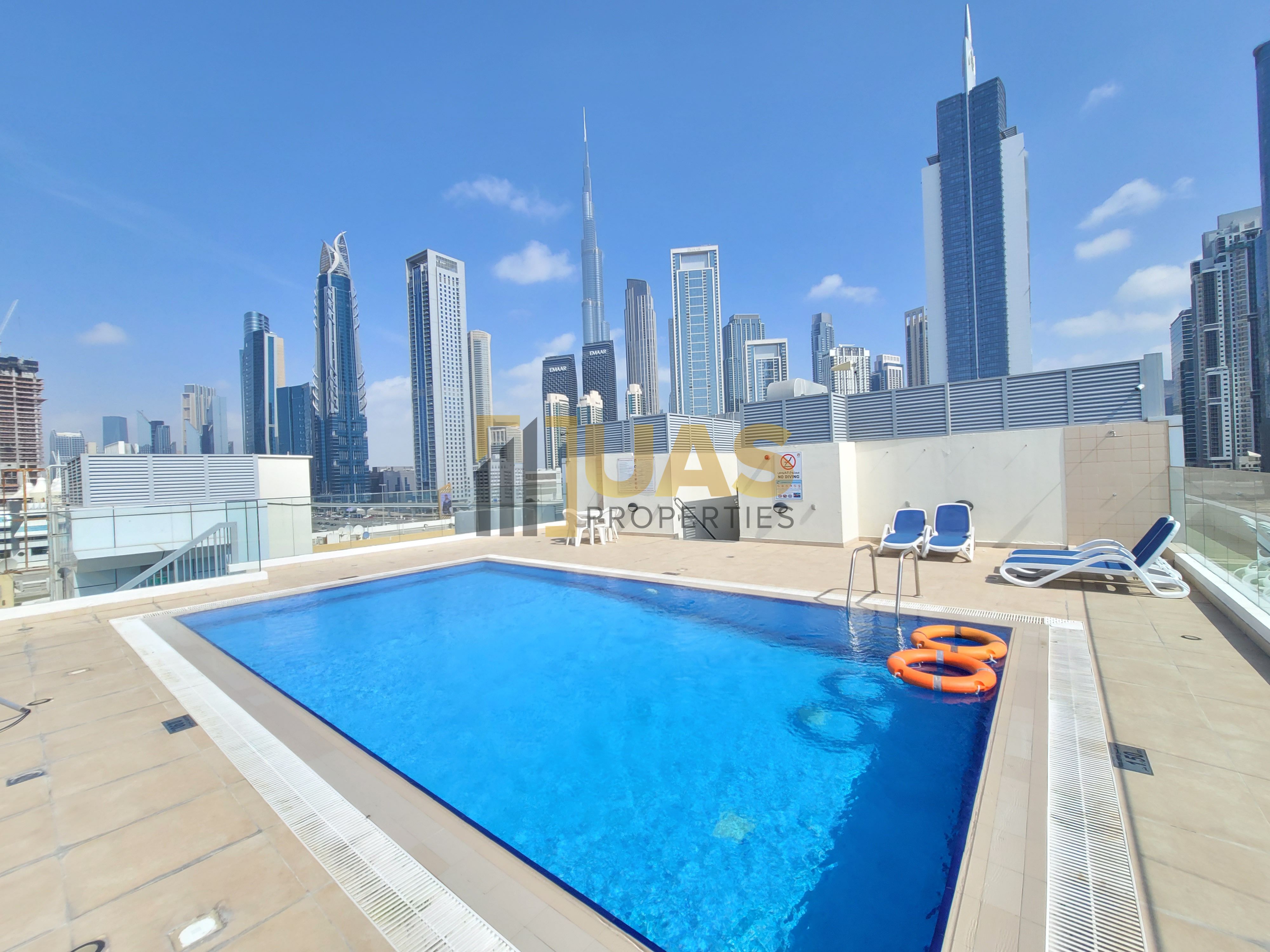 LUXURIOUS UNIT AMAZING BURJ VIEW NICE LAYOUT