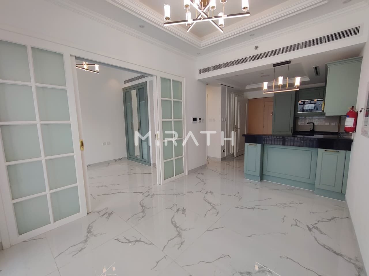 Elegant 1BR l Terrace Balcony l Leisure Deck View
